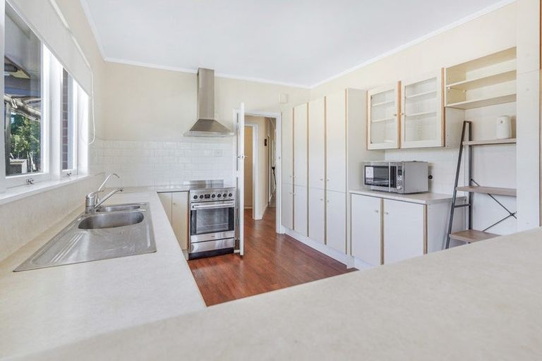 Photo of property in 70 Mansel Avenue, Hillcrest, Hamilton, 3216