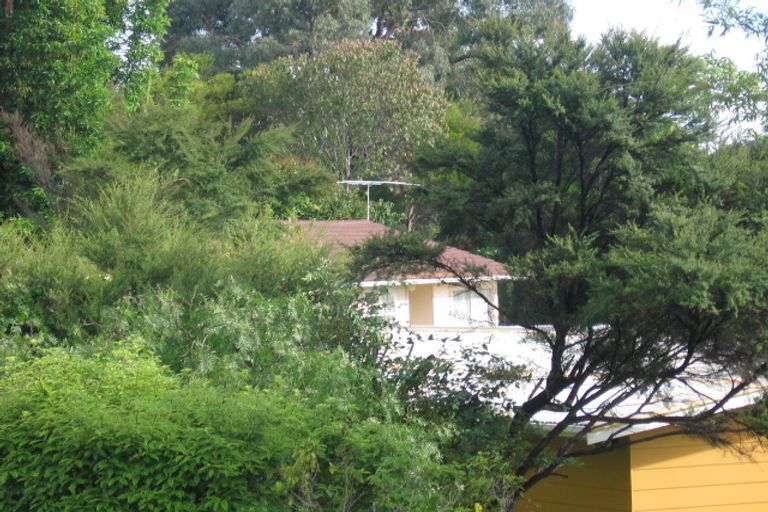 Photo of property in 89 Avonleigh Road, Green Bay, Auckland, 0604