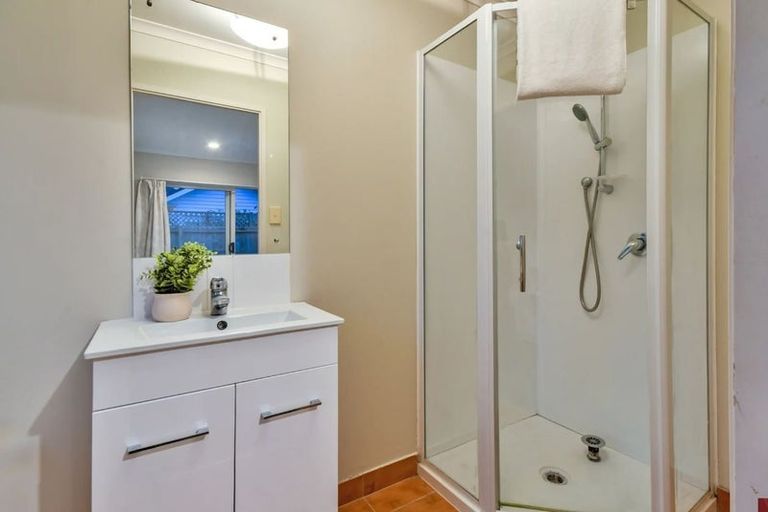 Photo of property in 29 Takatu Place, Takanini, 2112