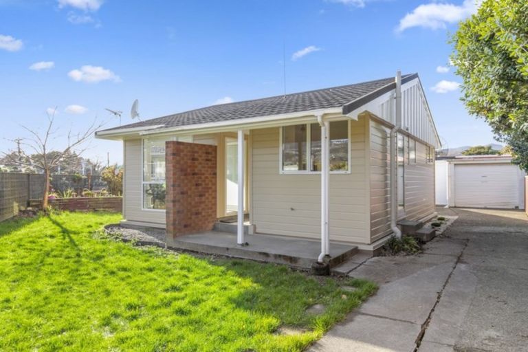 Photo of property in 120 Kings Crescent, Hutt Central, Lower Hutt, 5010