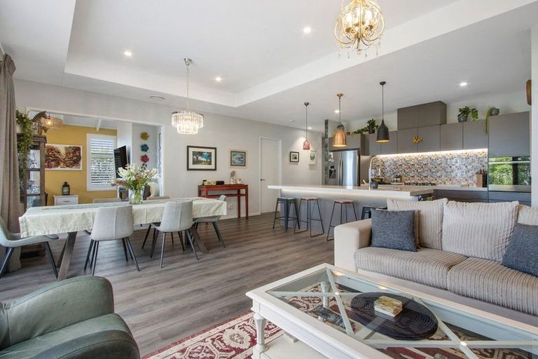 Photo of property in 49 Lakeside Terrace, Omokoroa, 3114