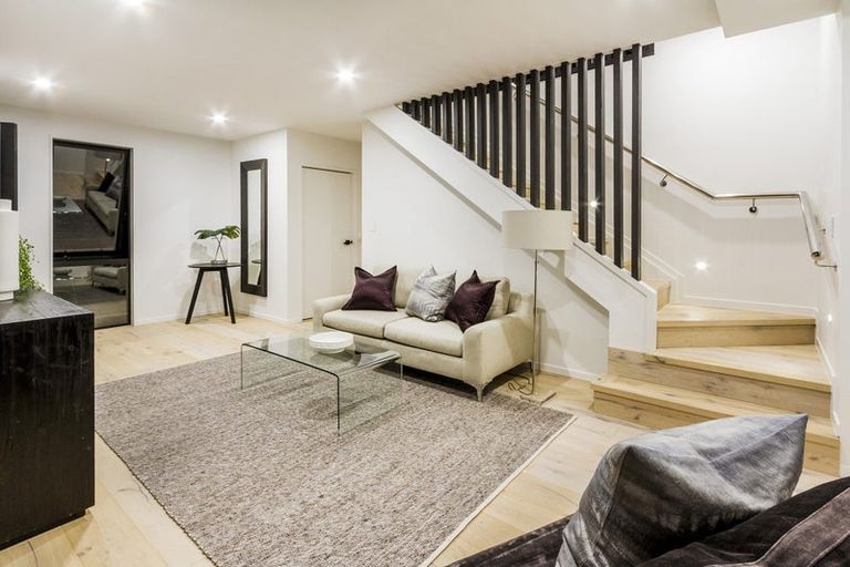 Photo of property in 18b Marama Street, Castor Bay, Auckland, 0620