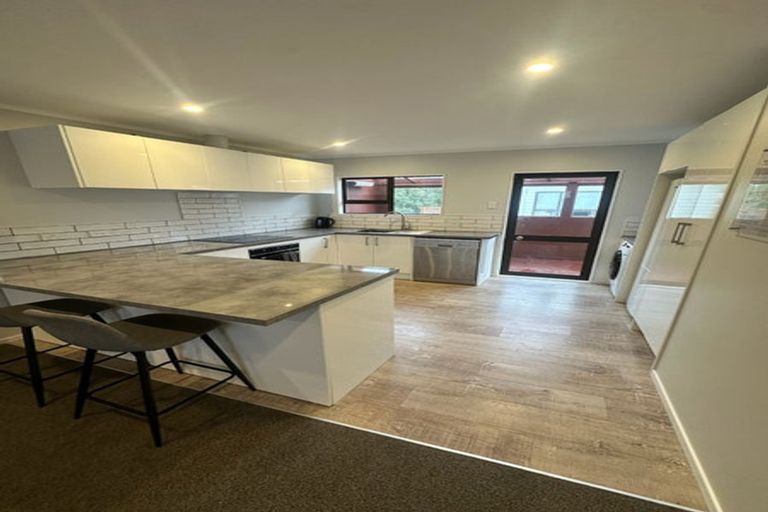 Photo of property in 46 Guadeloupe Crescent, Grenada Village, Wellington, 6037