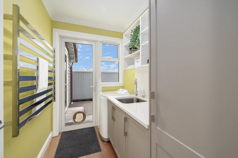 Photo of property in 42 Normans Road, Strowan, Christchurch, 8052