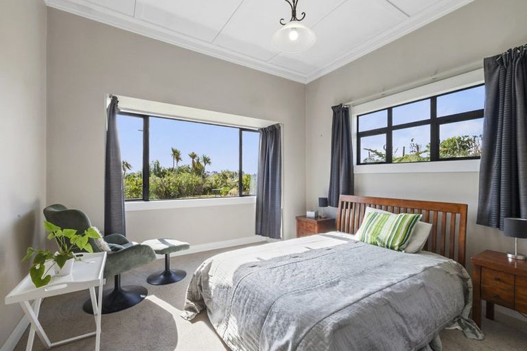 Photo of property in 376 Tukapa Street, Hurdon, New Plymouth, 4310