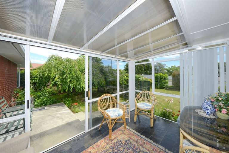 Photo of property in 4 Grahams Road, Ilam, Christchurch, 8041