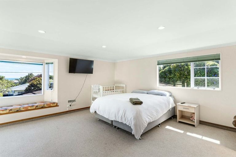 Photo of property in 13 Burns Street, Westown, New Plymouth, 4310