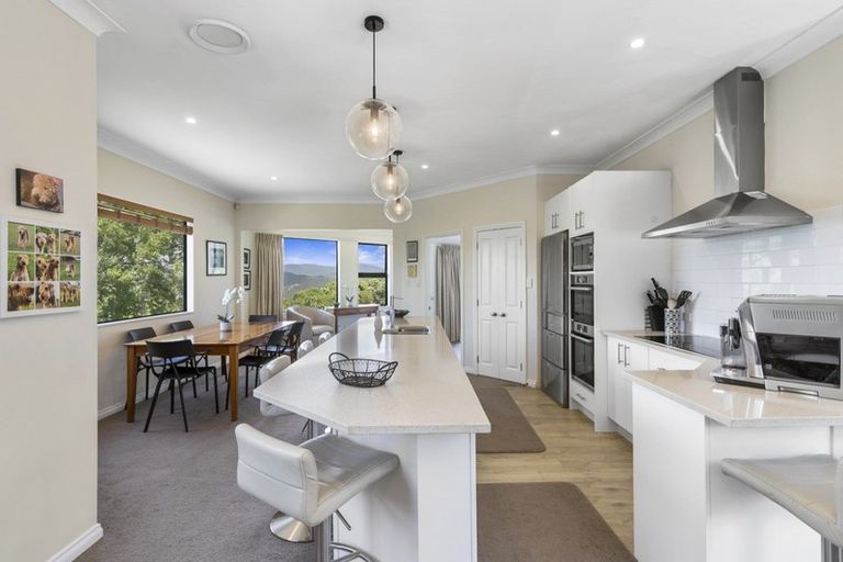 Photo of property in 2 Crestview Grove, Belmont, Lower Hutt, 5010