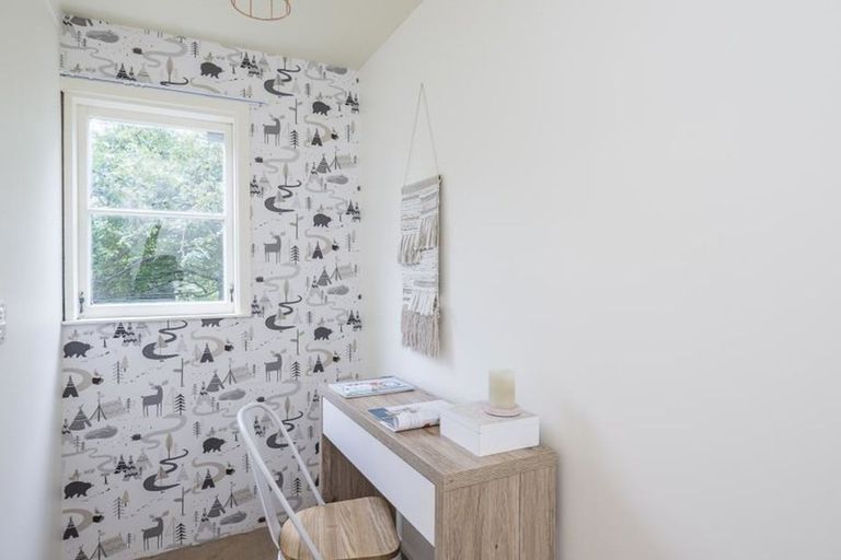 Photo of property in 51 Renown Road, Raumati South, Paraparaumu, 5032