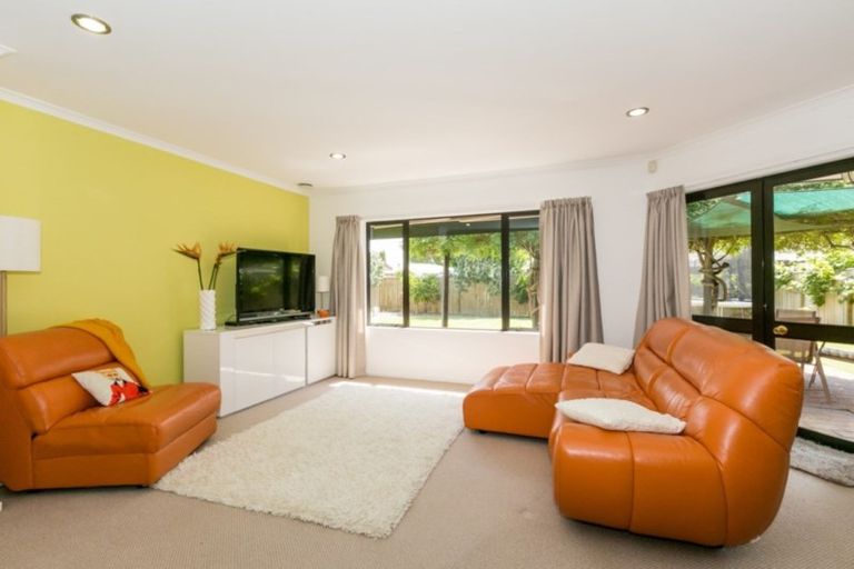 Photo of property in 6 Bucksburn Place, Greenmeadows, Napier, 4112