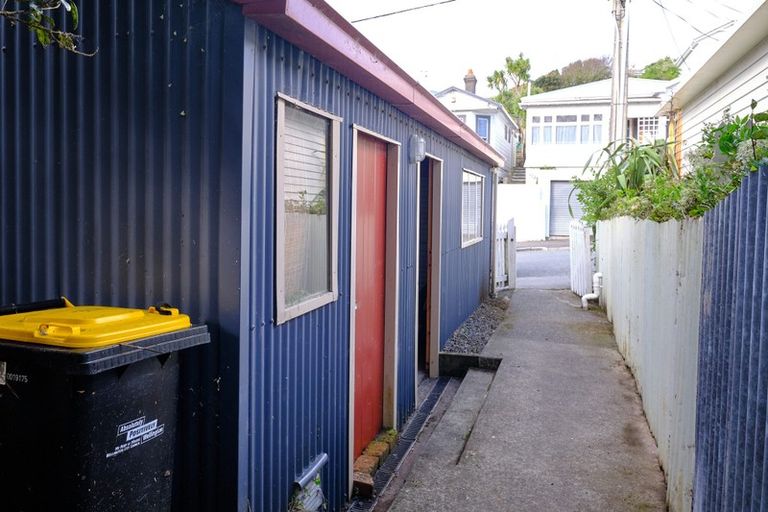 Photo of property in 32 Mckinley Crescent, Brooklyn, Wellington, 6021