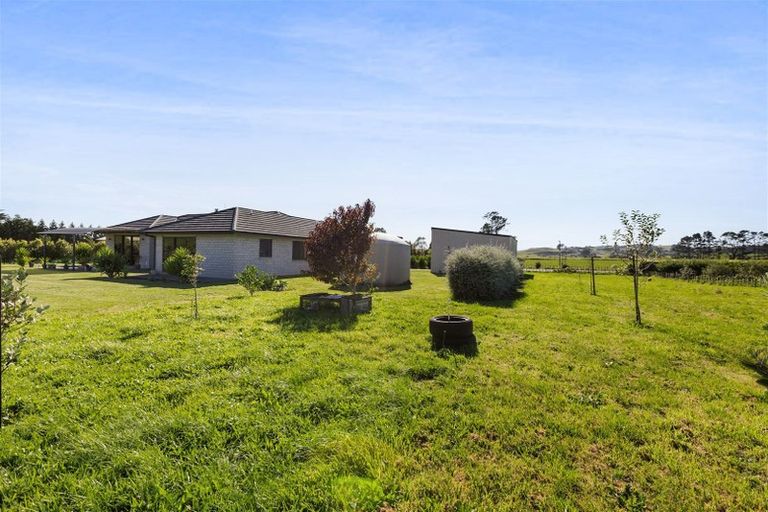 Photo of property in 1108e Egmont Road, Egmont Village, New Plymouth, 4372