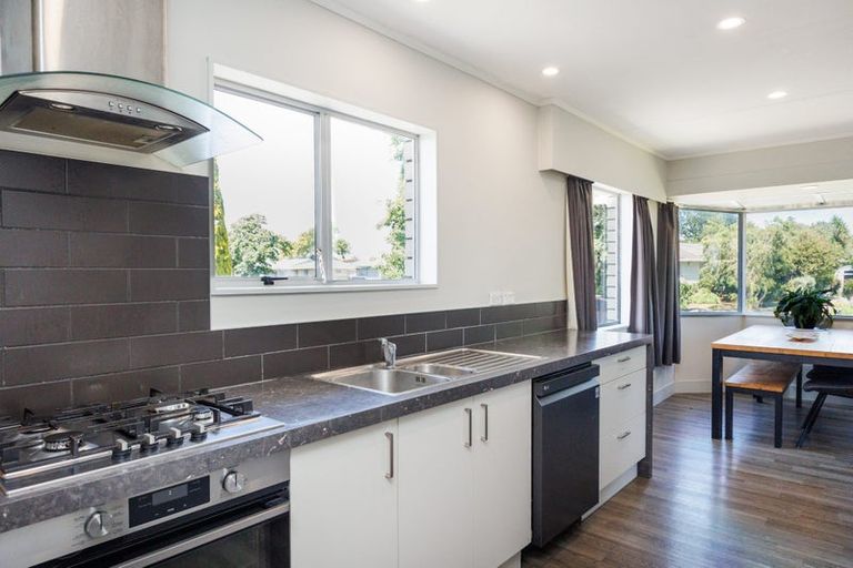 Photo of property in 108 Apollo Parade, Milson, Palmerston North, 4414