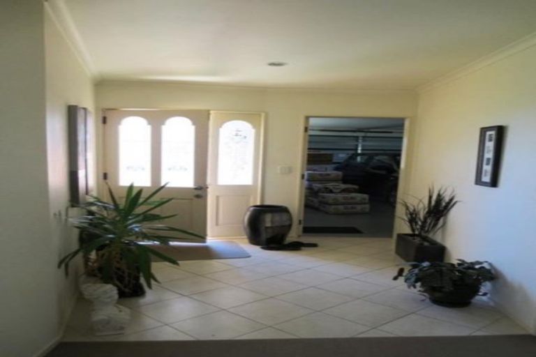 Photo of property in 5c Waiwera Place, Merrilands, New Plymouth, 4312