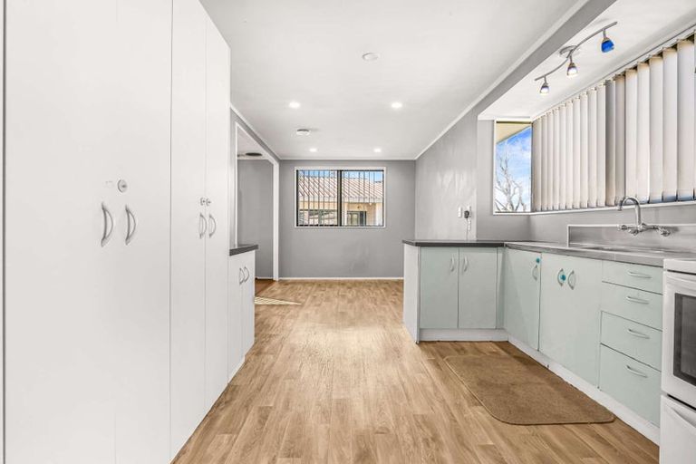 Photo of property in 46 Odlin Crescent, Nawton, Hamilton, 3200