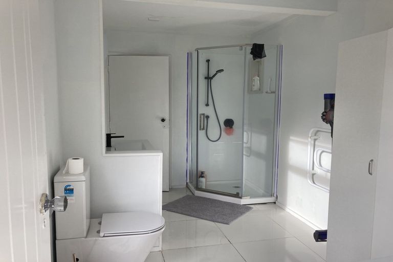 Photo of property in 2/35 Macleans Road, Bucklands Beach, Auckland, 2014