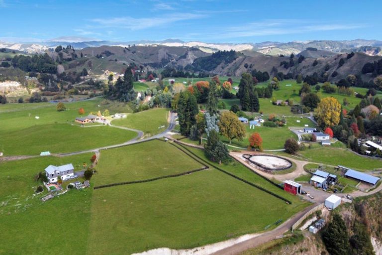 Photo of property in 80 Mania Road, Taumarunui, 3991