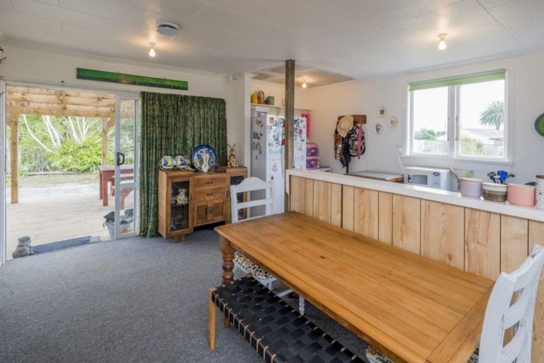 Photo of property in 9 Minnie Street, Shannon, 4821