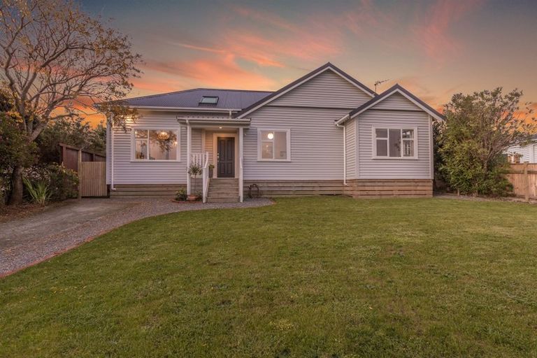 Photo of property in 6 Bay Drive, Titahi Bay, Porirua, 5022