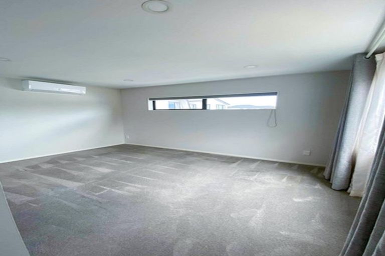 Photo of property in 50 Craigs Way, Hobsonville, Auckland, 0616