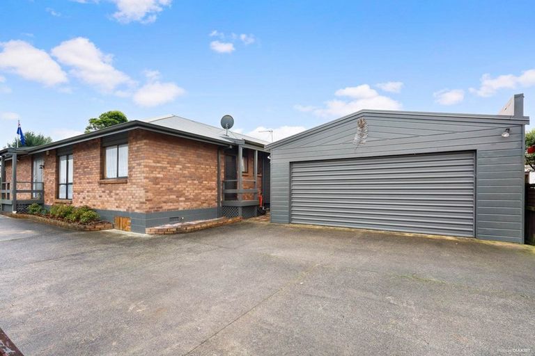 Photo of property in 75 St Annes Crescent, Wattle Downs, Auckland, 2103