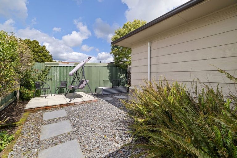 Photo of property in 21 Moore Street, West End, Palmerston North, 4412
