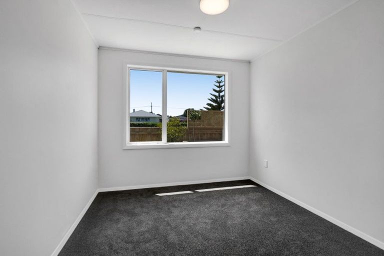 Photo of property in 35 Dorset Street, Opunake, 4616