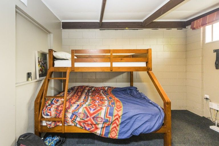 Photo of property in 6 Paradise Place, Milson, Palmerston North, 4414