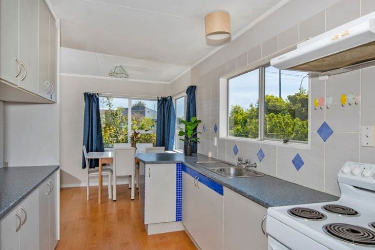 Photo of property in 2/36 Powhiri Avenue, Kensington, Whangarei, 0112