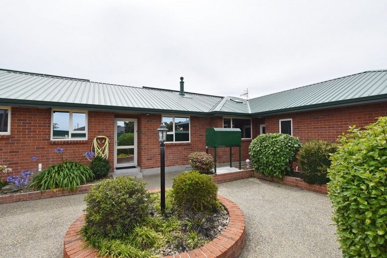 Photo of property in 21 Oteramika Road, Rockdale, Invercargill, 9812