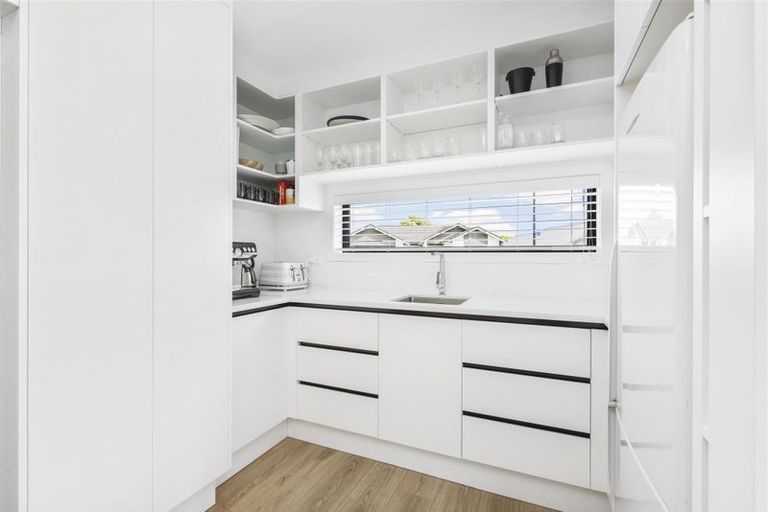 Photo of property in 19 Faber Place, Rototuna North, Hamilton, 3210