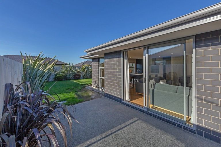 Photo of property in 10 Shale Court, Rolleston, 7614