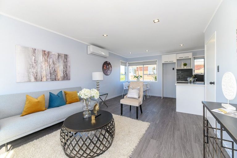 Photo of property in 3/38 Onepoto Road, Hauraki, Auckland, 0622