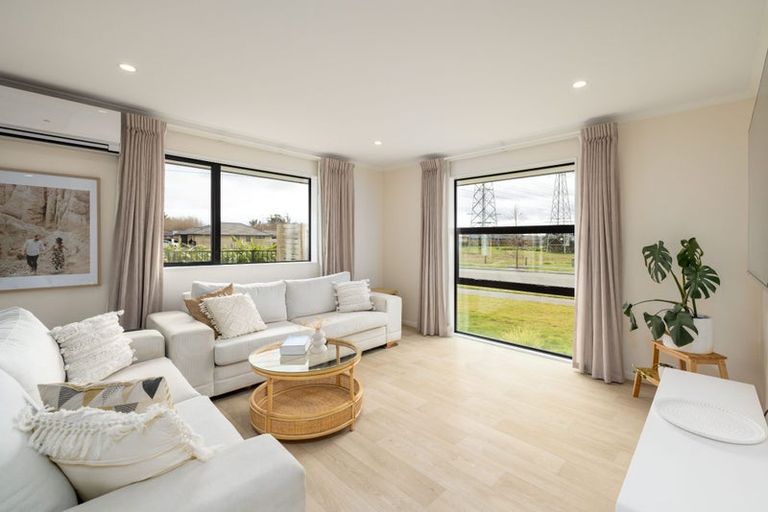 Photo of property in 27 Loch Tanna Way, Yaldhurst, Christchurch, 8042