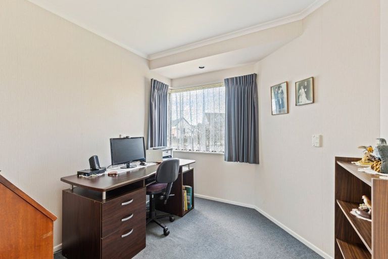 Photo of property in 151 Heta Road, Highlands Park, New Plymouth, 4312