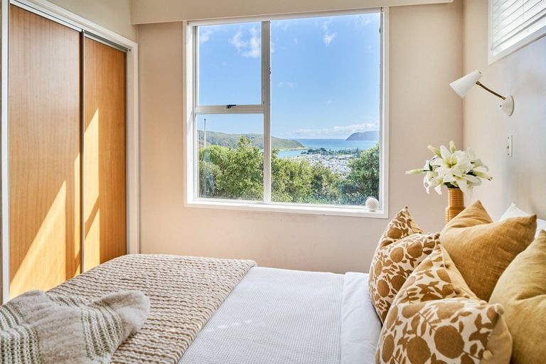 Photo of property in 58 Kiriwai Road, Paremata, Porirua, 5024