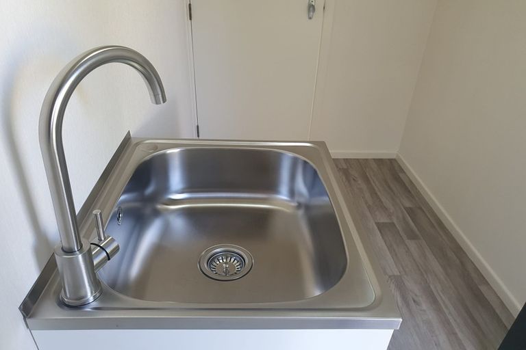 Photo of property in 21 Hillcrest Road, Hatfields Beach, Orewa, 0931