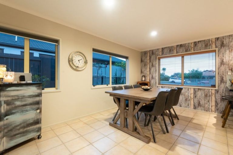 Photo of property in 12 Kestrel Avenue, Welcome Bay, Tauranga, 3112