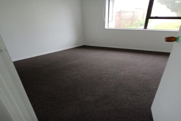 Photo of property in 192 Solar Road, Glen Eden, Auckland, 0602