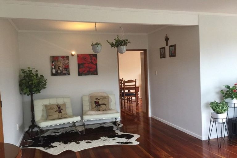 Photo of property in 13 Halswater Drive, Churton Park, Wellington, 6037