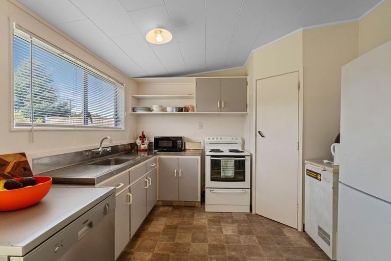 Photo of property in 109 Tamatea Road, Hilltop, Taupo, 3330