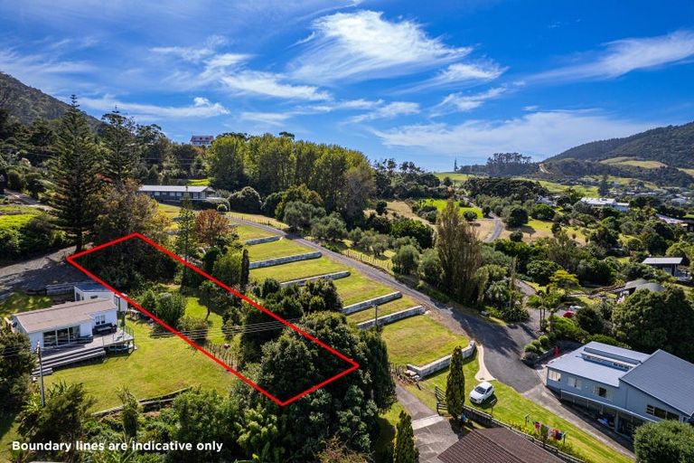 Photo of property in 2262 Whangarei Heads Road, Whangarei Heads, 0174