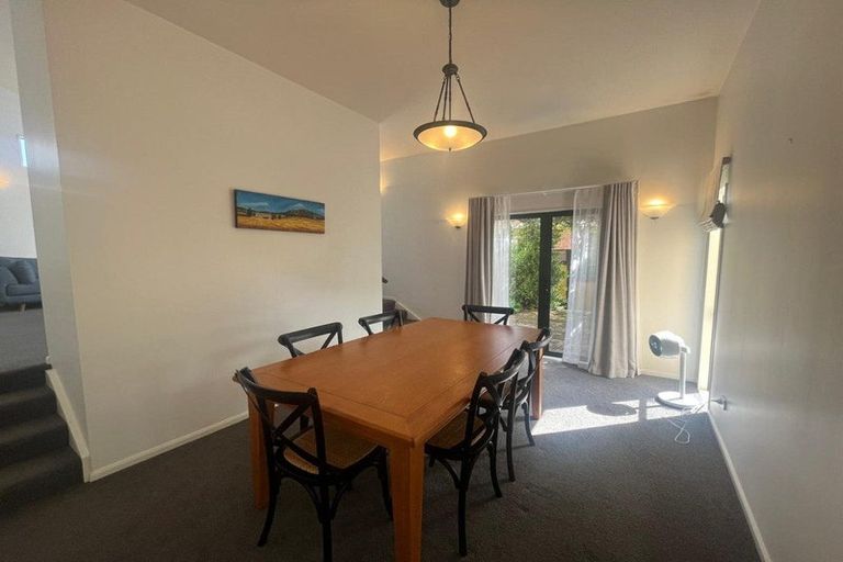 Photo of property in 6 Hoya Court, Henderson, Auckland, 0610