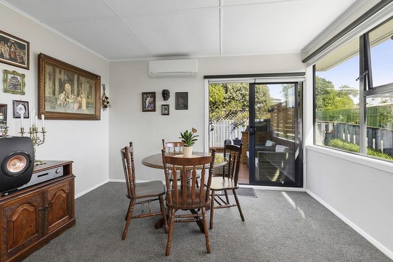 Photo of property in 110 Main Road, Titahi Bay, Porirua, 5022