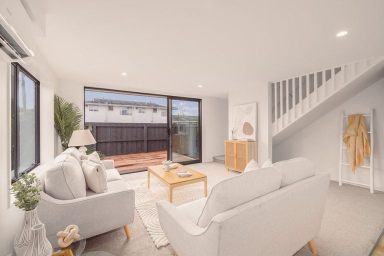 Photo of property in 153 Springfield Road, St Albans, Christchurch, 8014