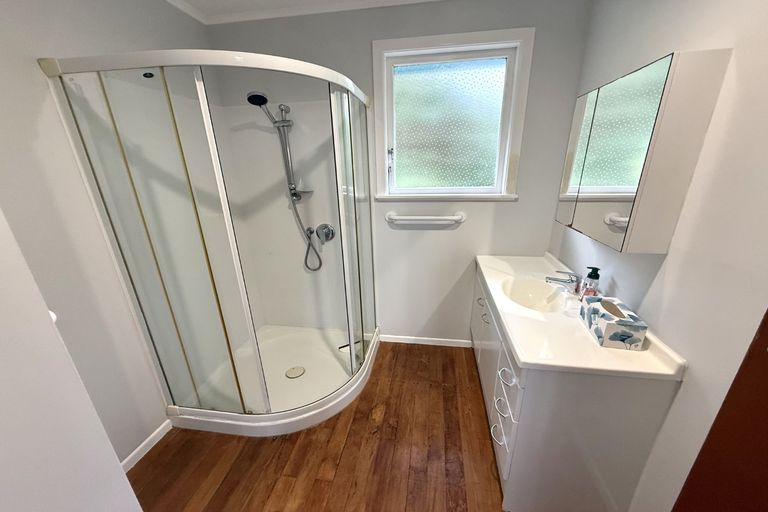 Photo of property in 5 Hartley Terrace, Massey, Auckland, 0614