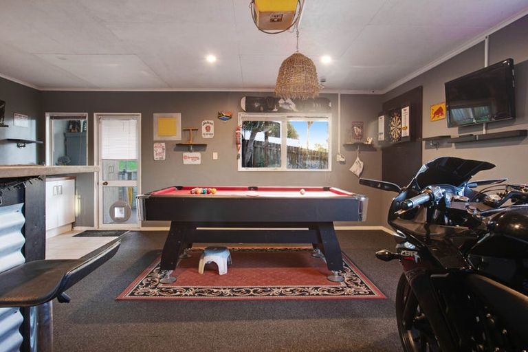 Photo of property in 37 Charlotte Street, Stanmore Bay, Whangaparaoa, 0932