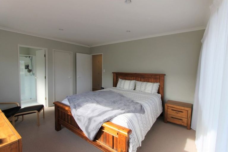 Photo of property in 15 Robinson Terrace, Rangatira Park, Taupo, 3330