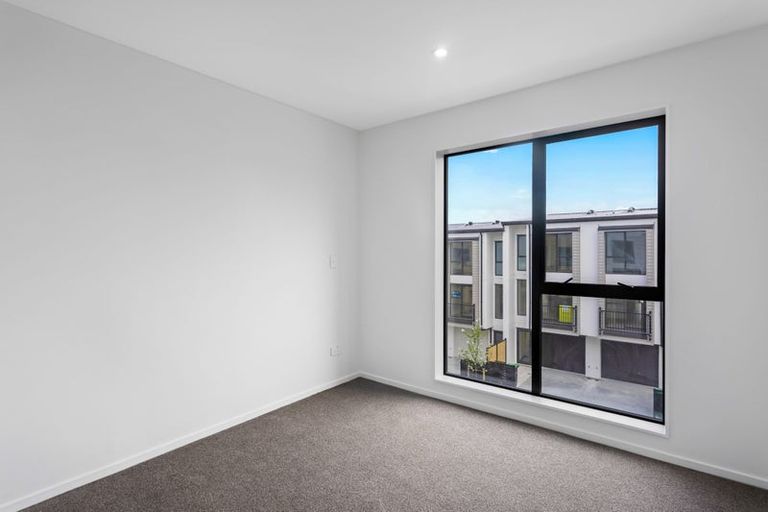 Photo of property in 109 Settlers Avenue, Hobsonville, Auckland, 0618