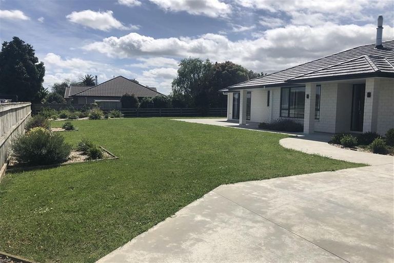 Photo of property in 13 Kilsby Place, Levin, 5510